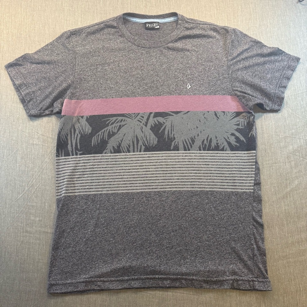 Volcom T Shirt Mens Large Casual Short Sleeve Tee Hawaiian Skater Board Gray